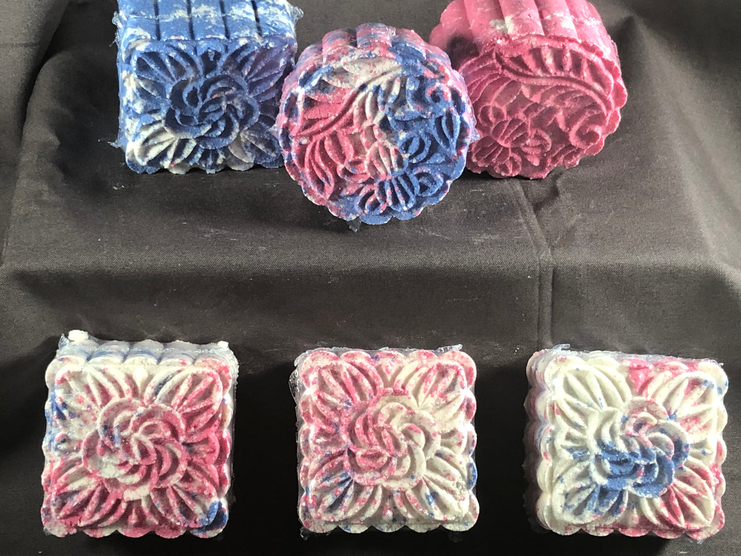 Winter Lily Bath Bomb