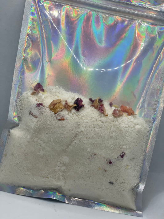 Heavenly Honeysuckle Bath Bomb Drizzle