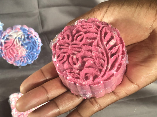 Winter Lily Bath Bomb